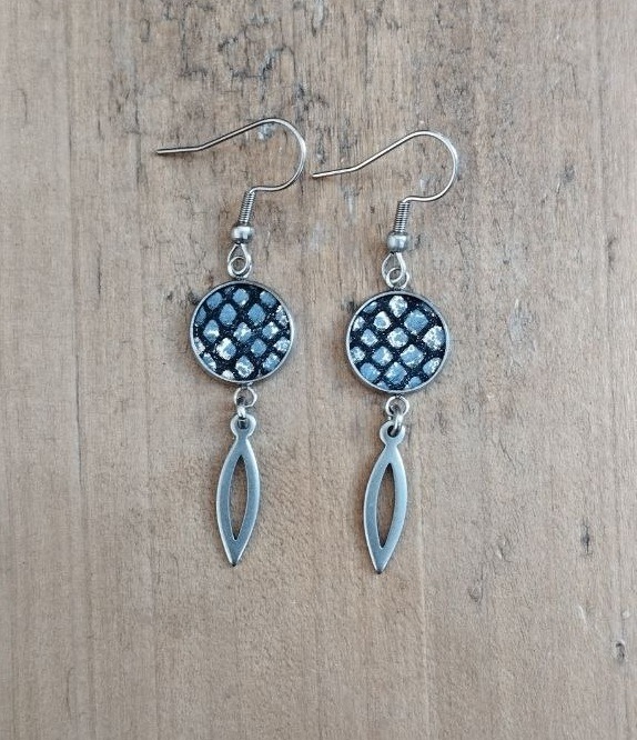 Boucles d'oreilles bleues – Image 6